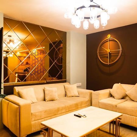 Hotel Silkhouse Premier Danapur Exterior photo